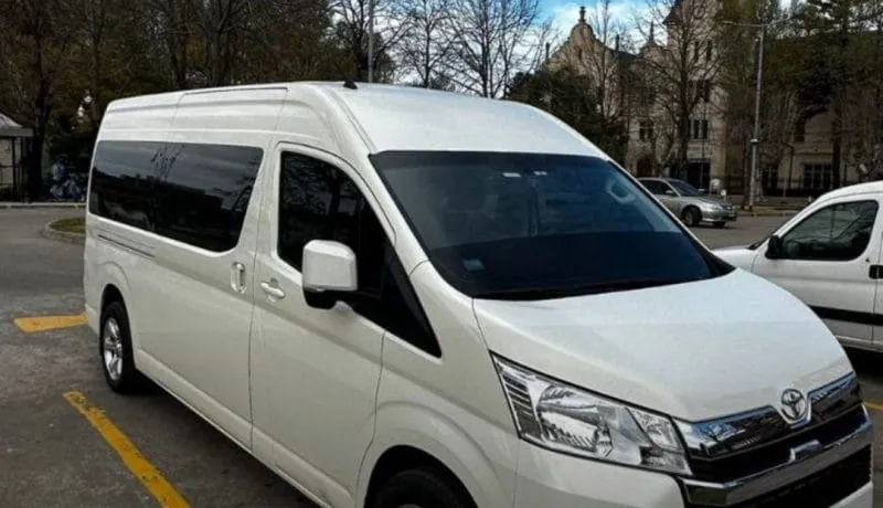 Автомобиль на дороге в Аргентине